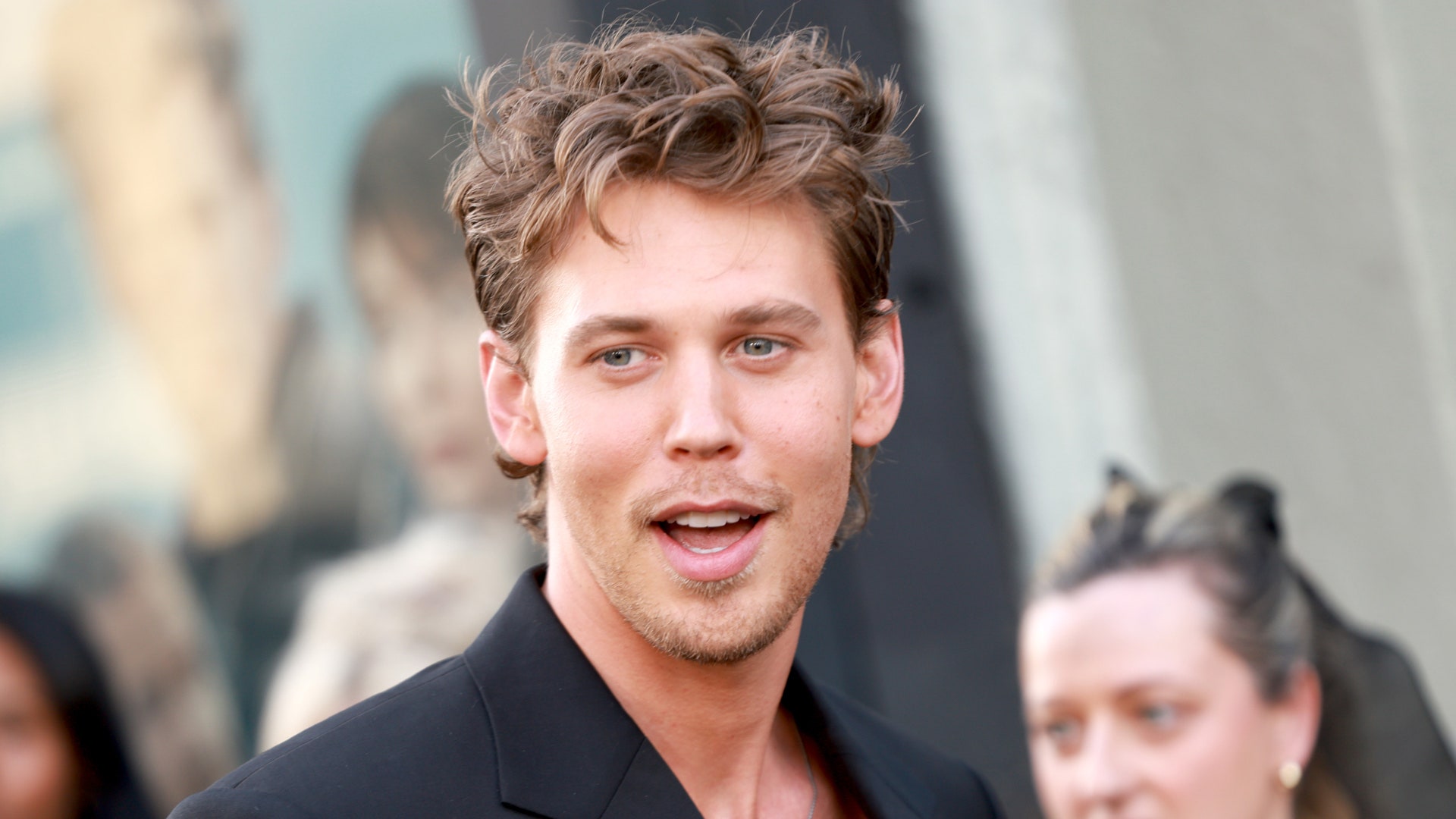 AUSTIN BUTLER 210624 GettyImages 2158038655 - WandaVision Merch