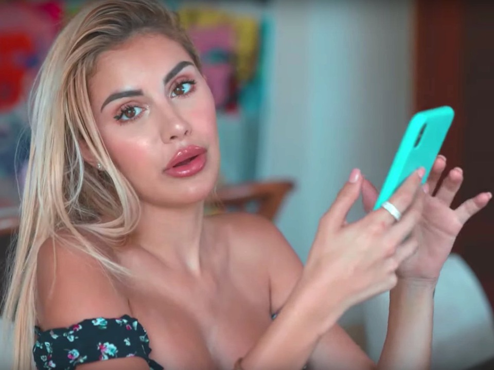 Alexa Dellanos Official Merch: TV Show Looks Fans Crave 10 - WandaVision Merch 15 1567696664272 - WandaVision Merch